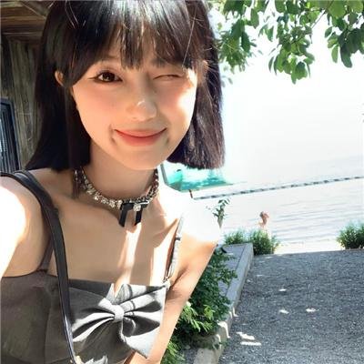这个男人有点色